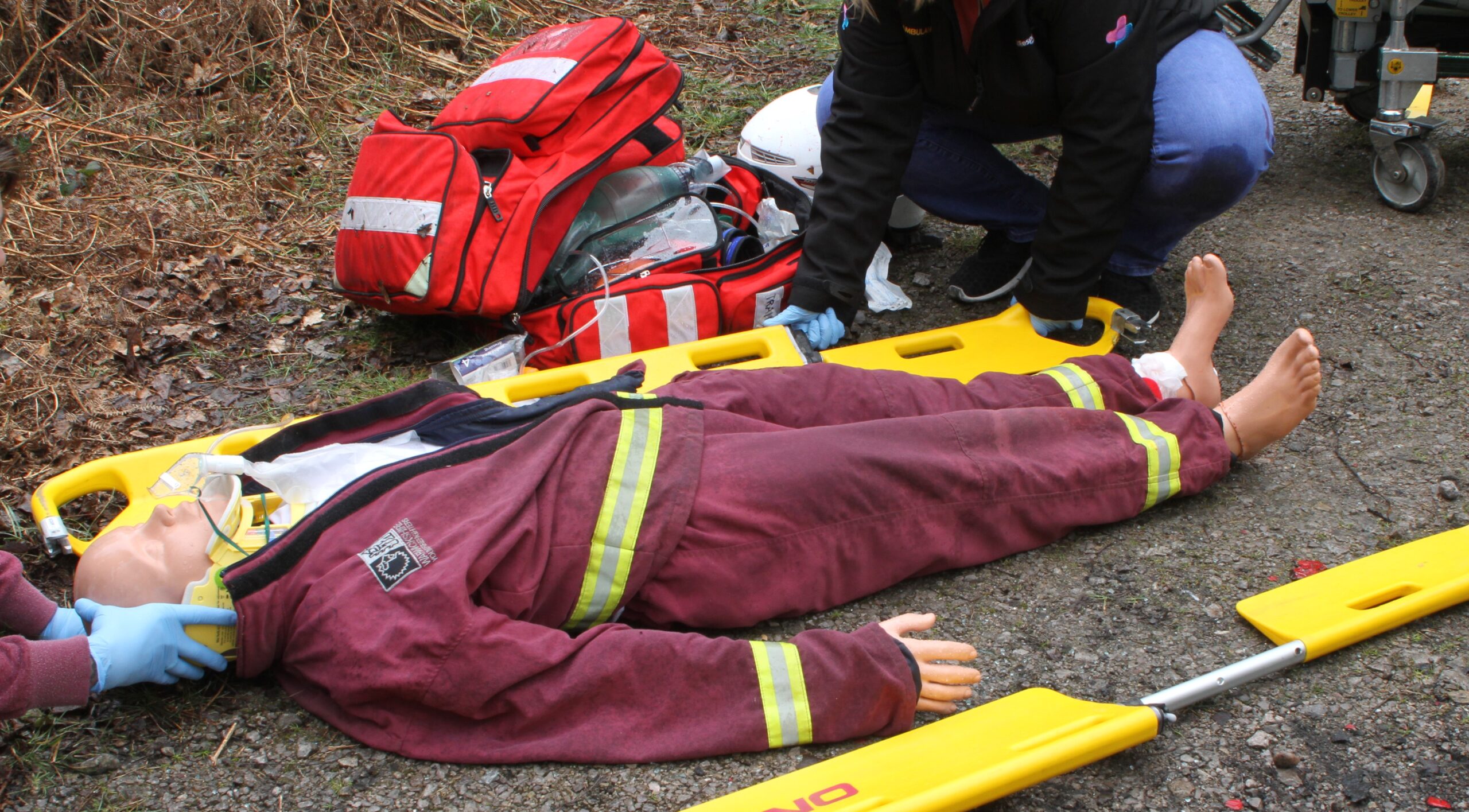 Scoop stretcher for casualty